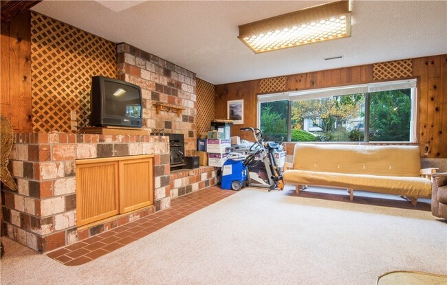 Building Photo - 17412 Palomino Dr