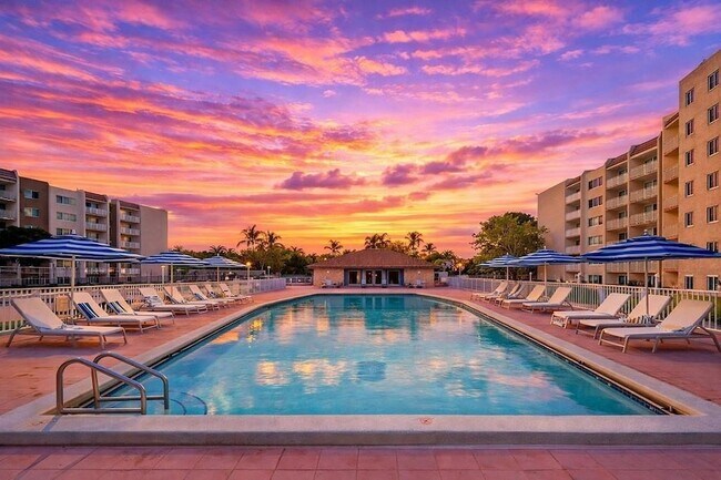 Building Photo - 6930 NW 186th St