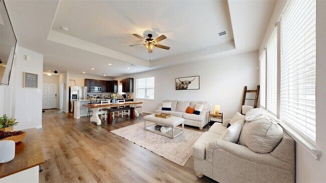 Building Photo - 963 Harper Ln