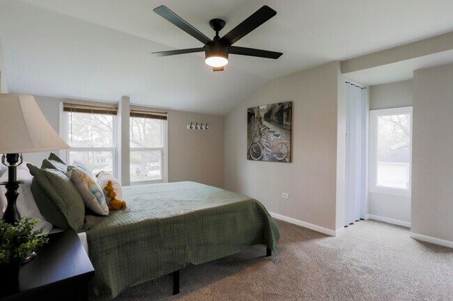 Building Photo - 3153 Lockwood Blvd