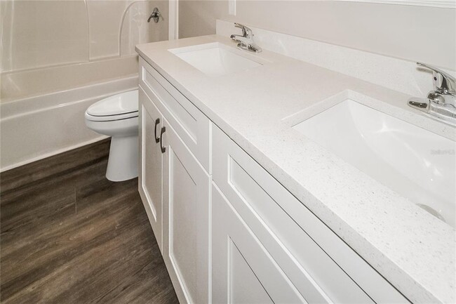 Building Photo - 5430 Rose Ave