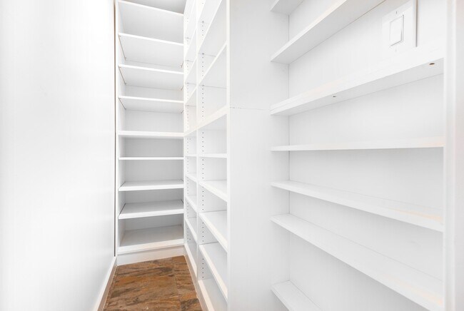 Pantry - 5850 Foothill Dr