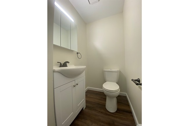 Interior Photo - Darby Field Commons