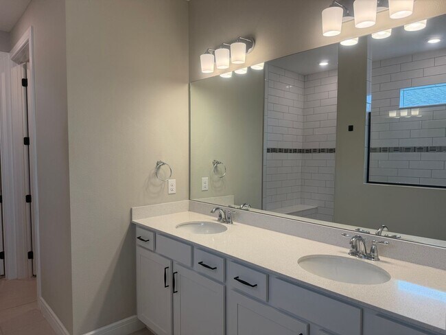 Building Photo - Lakeview Living with Bonus Flex Space & Resort-Style Amenities