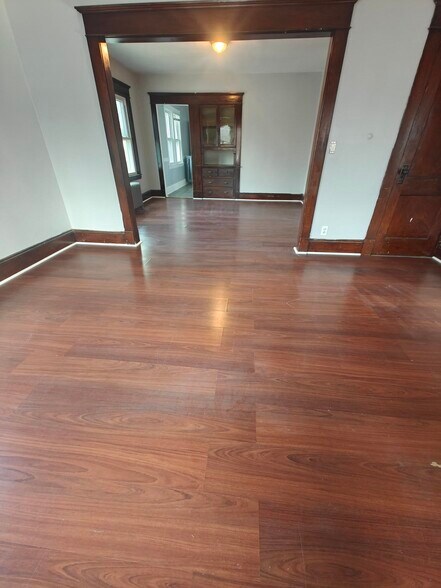 Building Photo - 59 Lester St