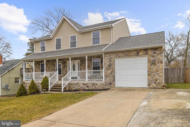Building Photo - 7665 Cedar Dr