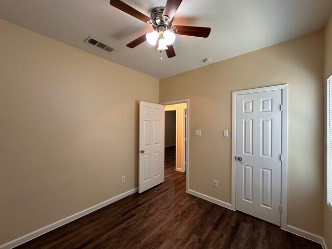 Building Photo - 7511 Novella Dr