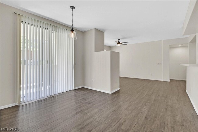 Building Photo - 908 Domnus Ln