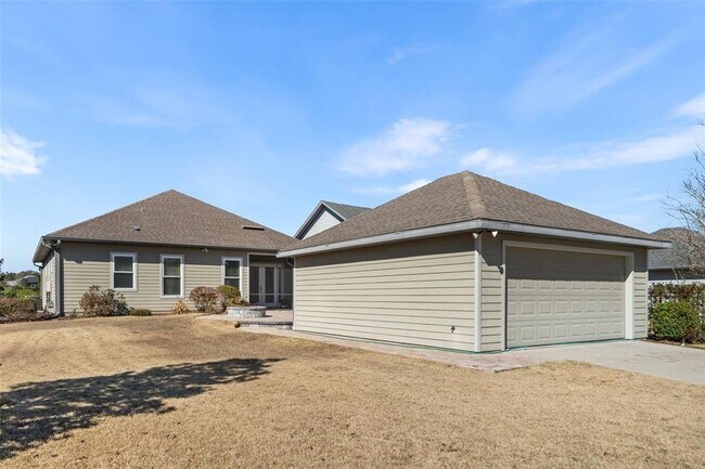 Building Photo - 2957 SW 118th Dr