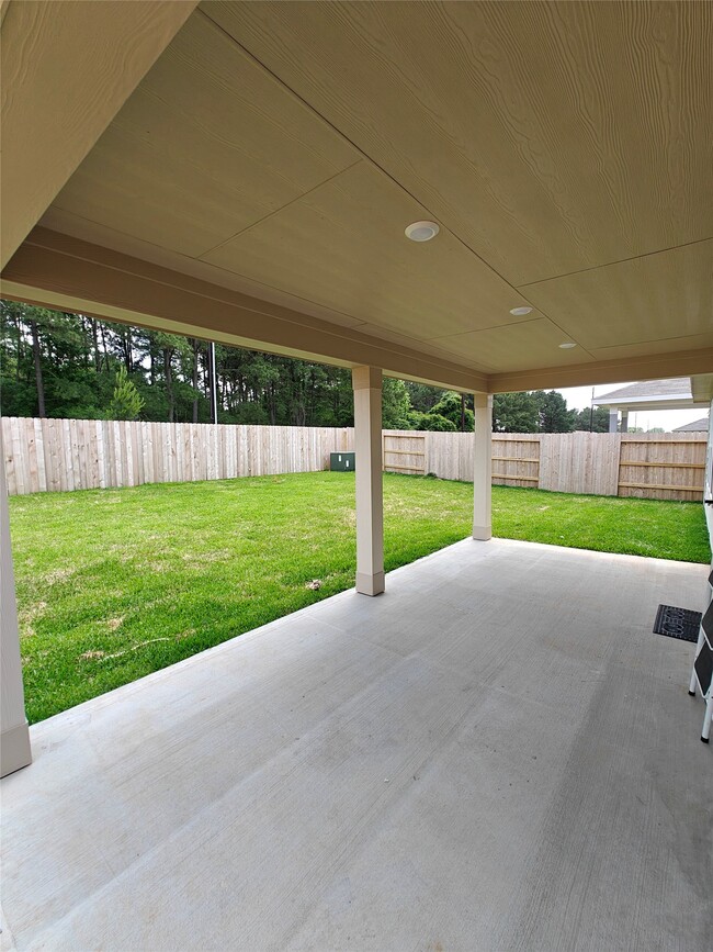 Building Photo - 22406 Birch Bud Ln