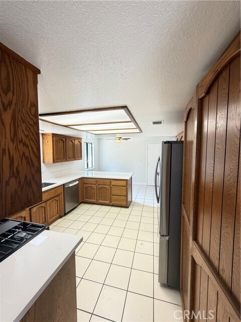 Building Photo - 17950 Fremontia Ln