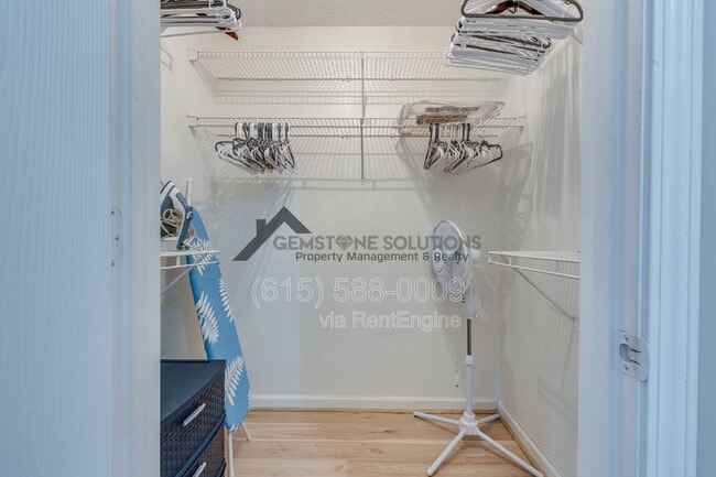 Building Photo - 668 Flintlock Ct