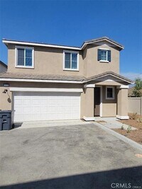 Building Photo - 2058 Bergamot St