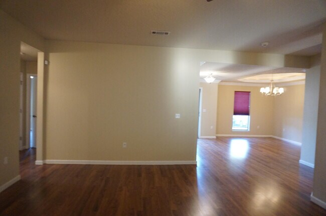 Building Photo - 5263 Moore Loop