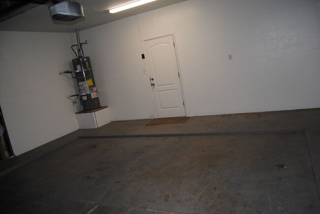 Building Photo - 5315 Clover Mountain St