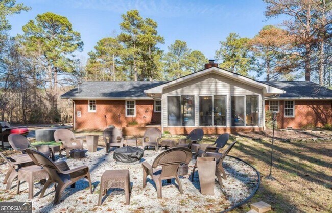 Building Photo - 1600 GA-92