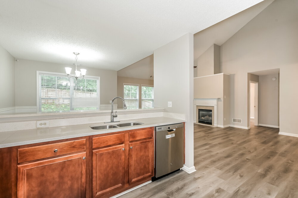 Building Photo - 3815 Pine Village Pl