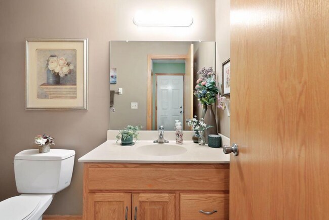 Building Photo - 8428 Yukon Cir N