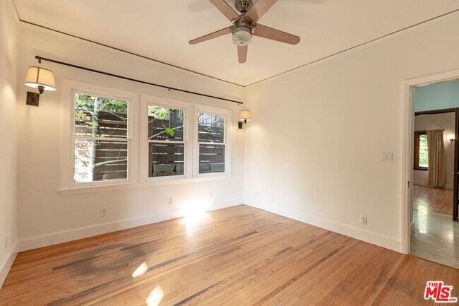 Building Photo - 3234 Ettrick St