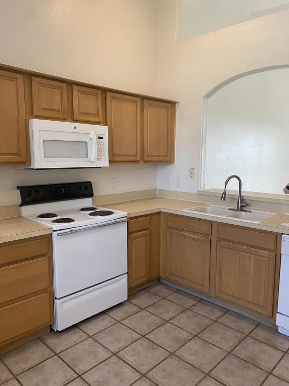 Building Photo - 2810 Osprey Cove Pl
