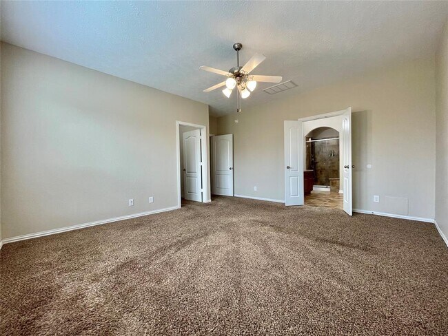Building Photo - 107 Long Meadow Ct
