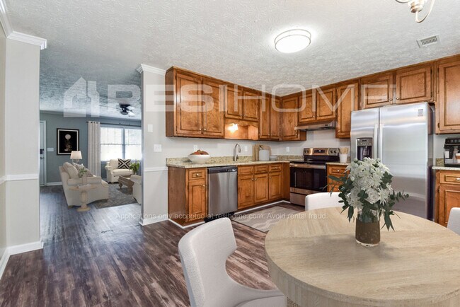 Building Photo - 4140 Fox Chase Dr