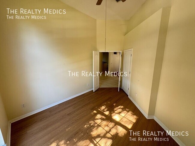 Building Photo - 7823 Fernleaf Dr