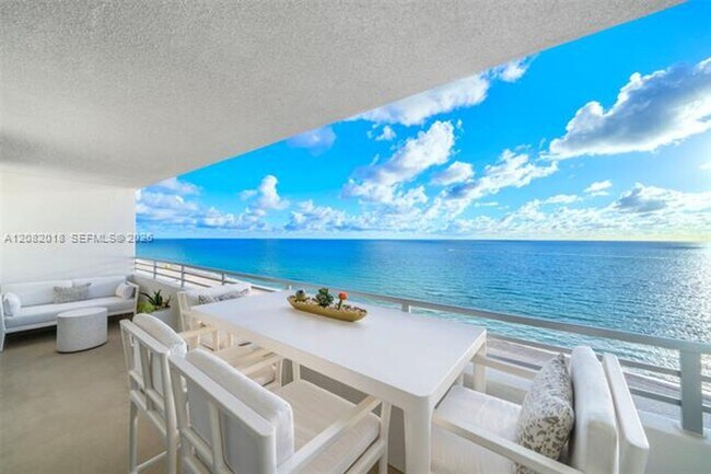 Building Photo - 5555 Collins Ave
