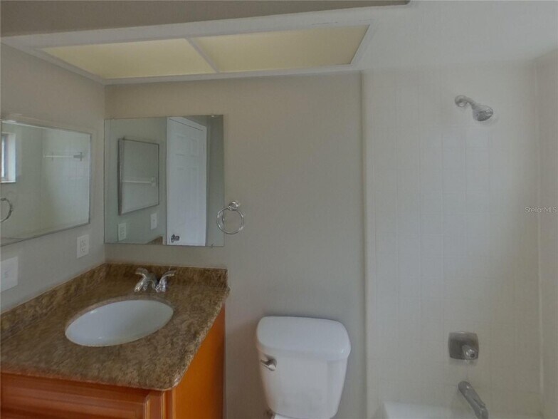Building Photo - 3717 Coppertree Cir