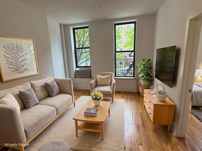 Primary Photo - 639 Tenth Avenue