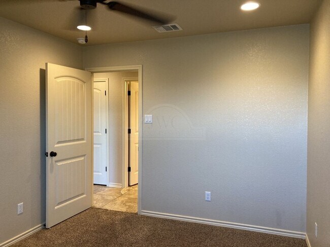 Building Photo - 5701 Luminous Ln