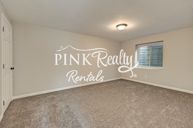 Building Photo - 5070 Hopkins Dr