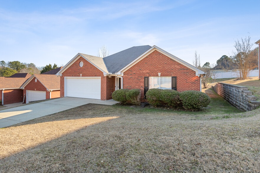 Building Photo - 5547 Matt Aaron Ln