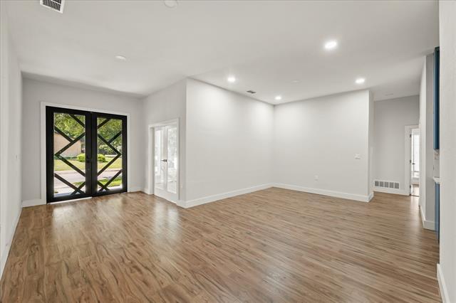 Building Photo - 7103 Blythdale Dr