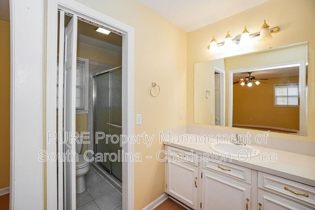 Building Photo - 654 McCutchen Cir