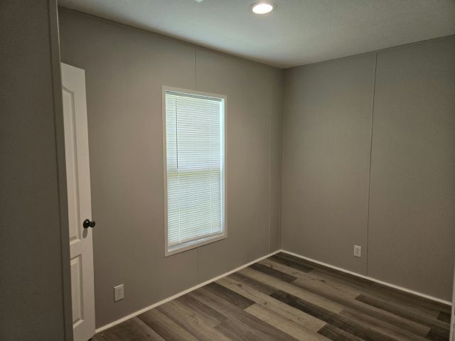 Building Photo - 209 Birch Ln