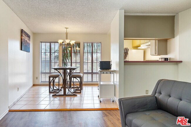 Building Photo - 3600 Bagley Ave