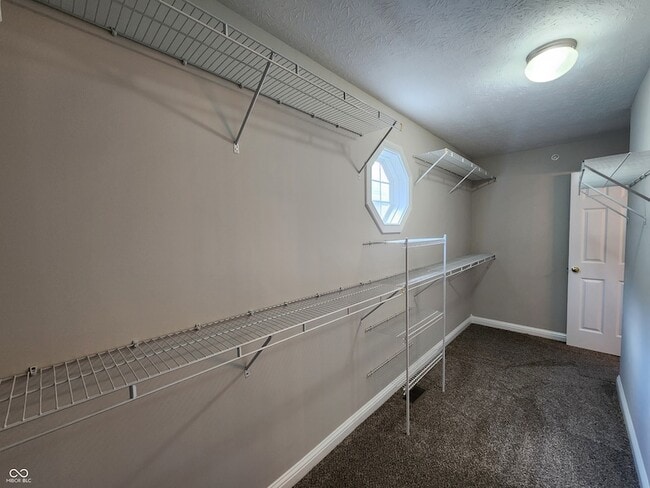 Building Photo - 1479 Autumn Oak St