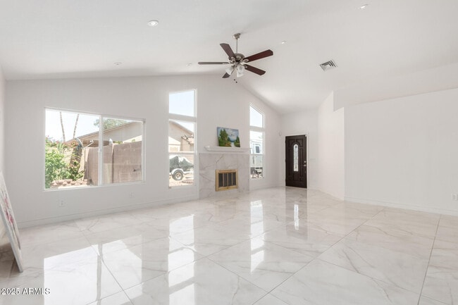 Building Photo - 3608 W Morelos St