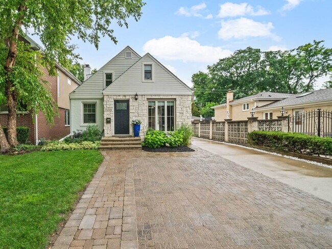 Building Photo - 1508 Potter Rd