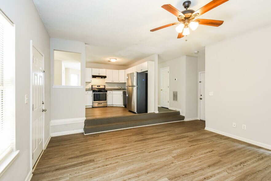 Building Photo - 4259 Waldrop Hills Terrace