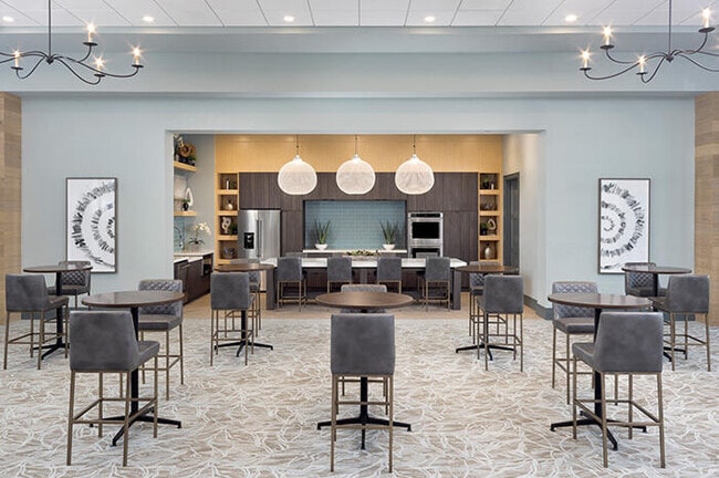 Building Photo - 15145 Cameo Ct