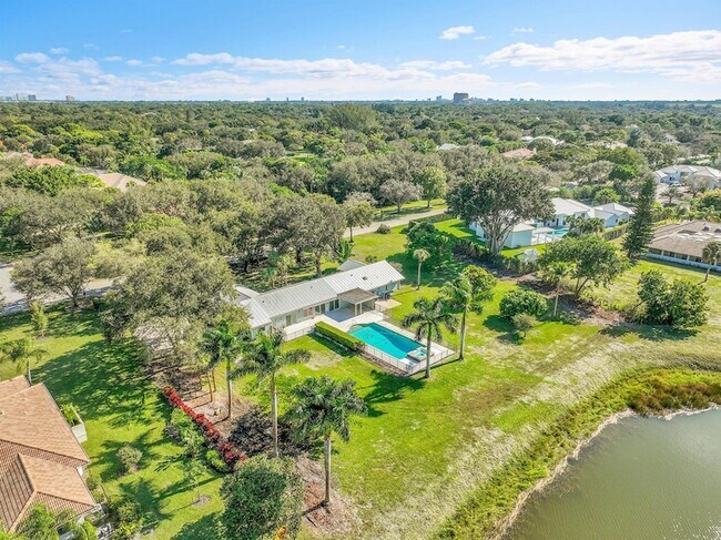 Building Photo - 8631 Steeplechase Dr