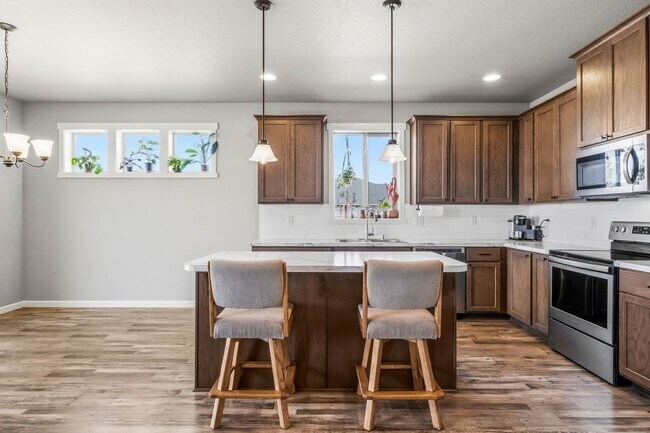 Building Photo - 3 bed 2 bath Home for Rent-Quincy