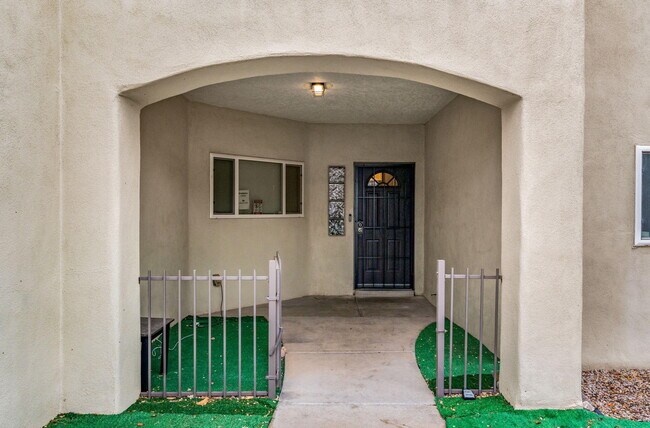 Building Photo - 1221 Paisano St NE