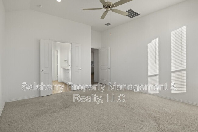 Building Photo - 233 Cherryvale Ln