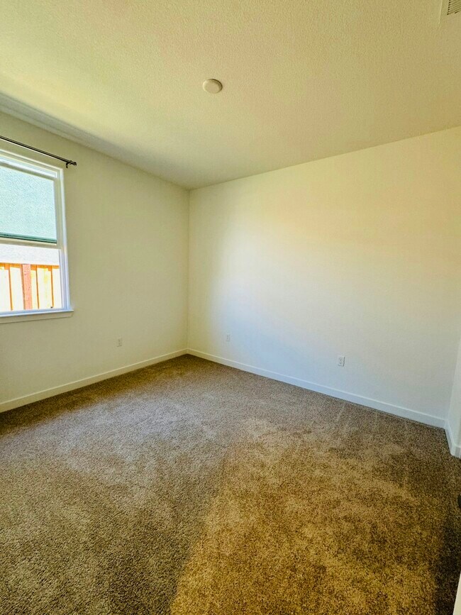 Building Photo - 5395 Trimonti Cir