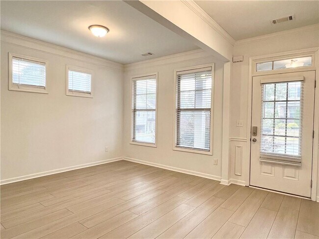 Building Photo - 2409 Ivy Meadow Ln