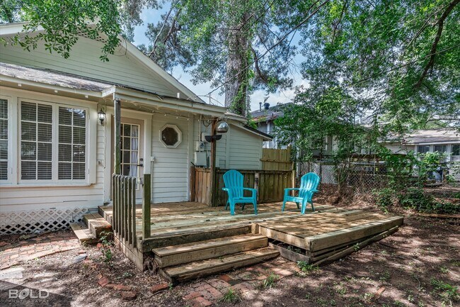 Building Photo - 840 Fairview St