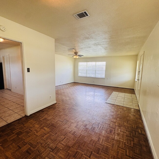Building Photo - 1543 Alamo Creek